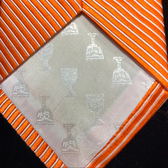 DION collection 100% silk luxury designer tie. - Picture 2 of 7